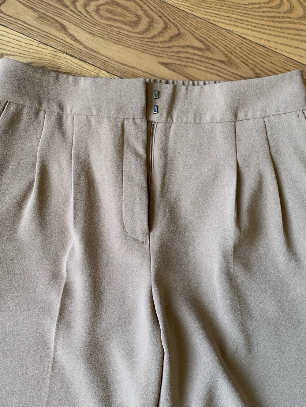 RW&CO Beige High-Waist Wide Leg Trousers - Picture 3 of 7